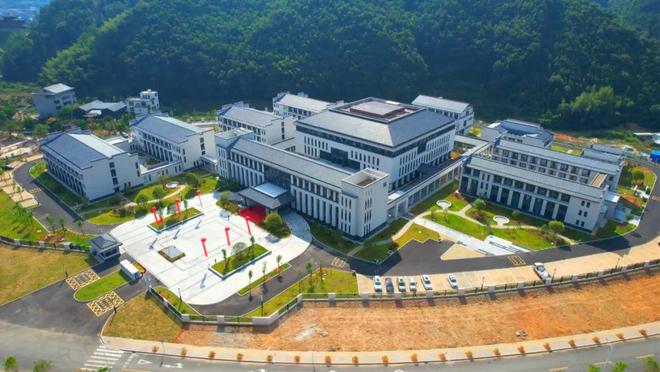 上市3周年世茂服務在閩南務實精進，全業務穩健發展